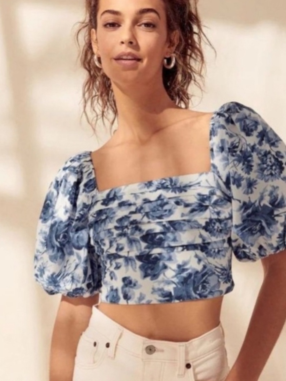 Abercrombie & Fitch Blue Floral Puff-Sleeve Crop Top
